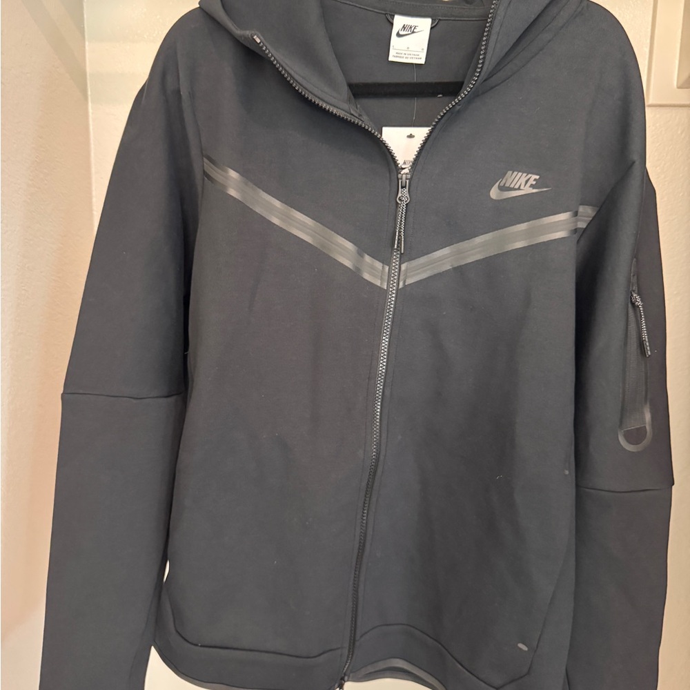 Nike Nike Sportswear Tech Fleece Black Full-Zip Hoodie